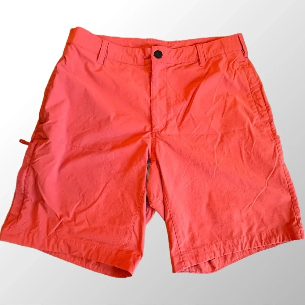 The North Face Shorts Men's Size‎ 32 Red Nylon Spandex Performance Shorts